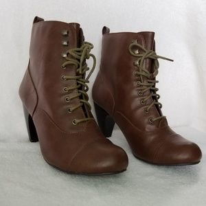 Elle brown ankle boots